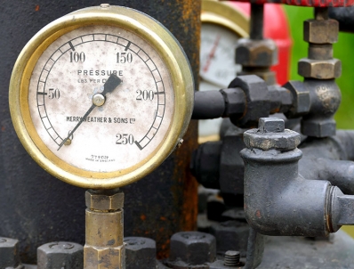 NEUMAN & ESSER Compressor Service